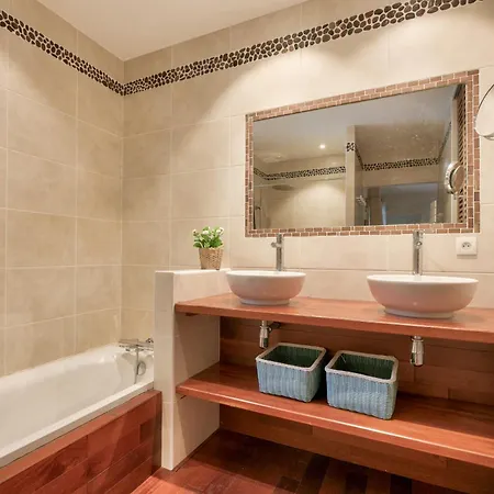 5 Chambres Avec Piscine A Σπίτι διακοπών